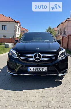 Позашляховик / Кросовер Mercedes-Benz GLE 250 2018 в Одесі