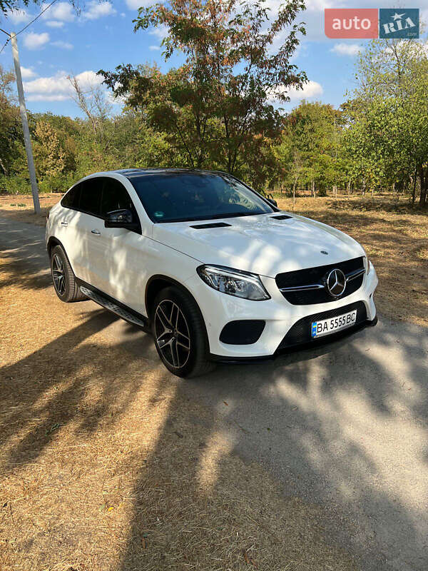 Внедорожник / Кроссовер Mercedes-Benz GLE-Class Coupe 2017 в Кропивницком фото 8 Внедорожник / Кроссовер Mercedes-Benz GLE-Class Coupe 2017 в Кропивницком