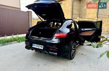 Позашляховик / Кросовер Mercedes-Benz GLE-Class Coupe 2017 в 