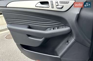 Внедорожник / Кроссовер Mercedes-Benz GLE-Class Coupe 2016 в 