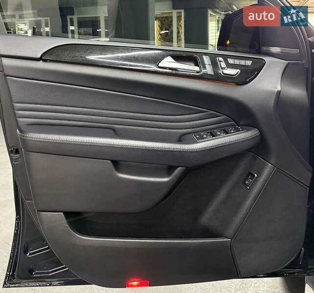 Позашляховик / Кросовер Mercedes-Benz GLE-Class Coupe 2018 в Одесі
