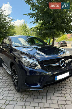 Внедорожник / Кроссовер Mercedes-Benz GLE-Class Coupe 2017 в 