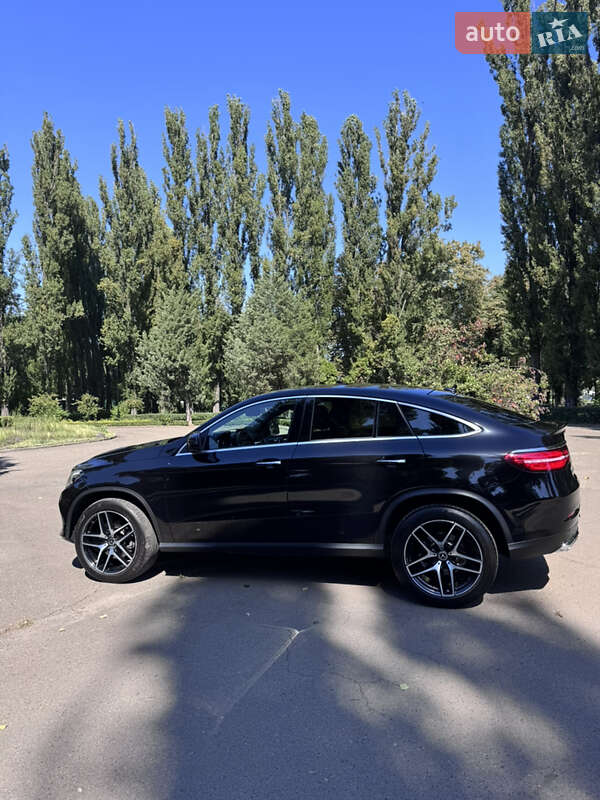 Внедорожник / Кроссовер Mercedes-Benz GLE-Class Coupe 2015 в Киеве