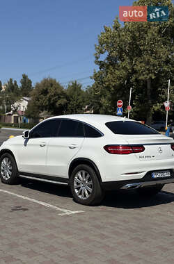 Внедорожник / Кроссовер Mercedes-Benz GLE-Class Coupe 2016 в 