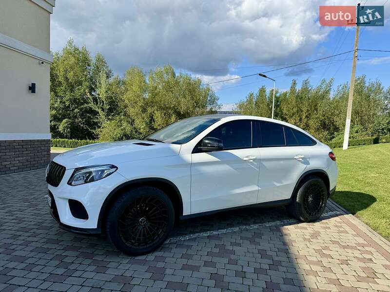 Внедорожник / Кроссовер Mercedes-Benz GLE-Class Coupe 2016 в Черновцах фото 4 Внедорожник / Кроссовер Mercedes-Benz GLE-Class Coupe 2016 в Черновцах