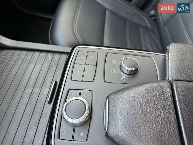 Внедорожник / Кроссовер Mercedes-Benz GLE-Class Coupe 2016 в Черновцах фото 34 Внедорожник / Кроссовер Mercedes-Benz GLE-Class Coupe 2016 в Черновцах