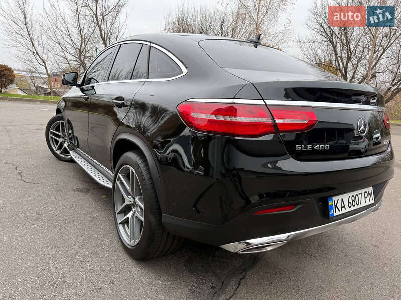 Внедорожник / Кроссовер Mercedes-Benz GLE-Class Coupe 2017 в Киеве фото 5 Внедорожник / Кроссовер Mercedes-Benz GLE-Class Coupe 2017 в Киеве