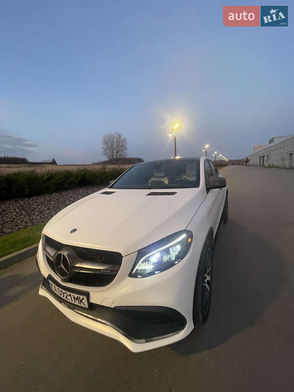 Позашляховик / Кросовер Mercedes-Benz GLE-Class Coupe 2019 в Хотові фото 2 Позашляховик / Кросовер Mercedes-Benz GLE-Class Coupe 2019 в Хотові