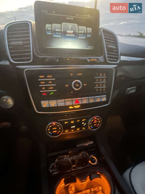 Позашляховик / Кросовер Mercedes-Benz GLE-Class Coupe 2019 в Хотові фото 12 Позашляховик / Кросовер Mercedes-Benz GLE-Class Coupe 2019 в Хотові