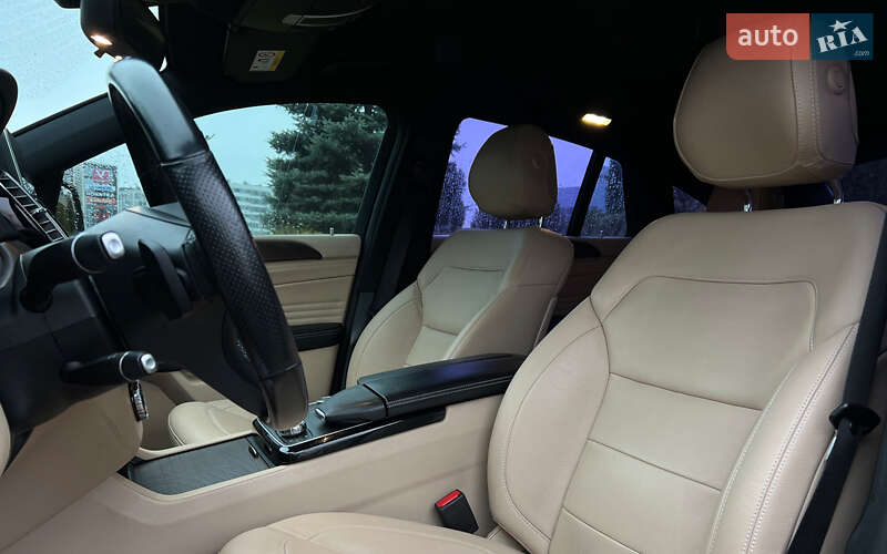 Внедорожник / Кроссовер Mercedes-Benz GLE-Class Coupe 2016 в Львове фото 10 Внедорожник / Кроссовер Mercedes-Benz GLE-Class Coupe 2016 в Львове
