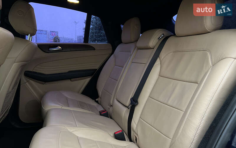 Внедорожник / Кроссовер Mercedes-Benz GLE-Class Coupe 2016 в Львове фото 25 Внедорожник / Кроссовер Mercedes-Benz GLE-Class Coupe 2016 в Львове