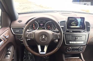 Внедорожник / Кроссовер Mercedes-Benz GLE-Class 2017 в 