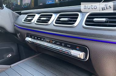 Позашляховик / Кросовер Mercedes-Benz GLE-Class 2019 в 