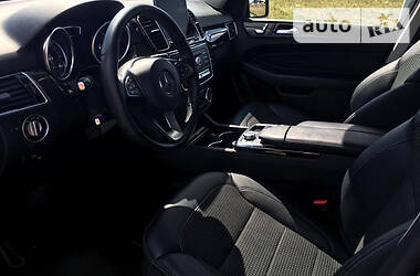 Позашляховик / Кросовер Mercedes-Benz GLE-Class 2018 в 