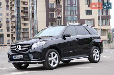 Внедорожник / Кроссовер Mercedes-Benz GLE-Class 2016 в 
