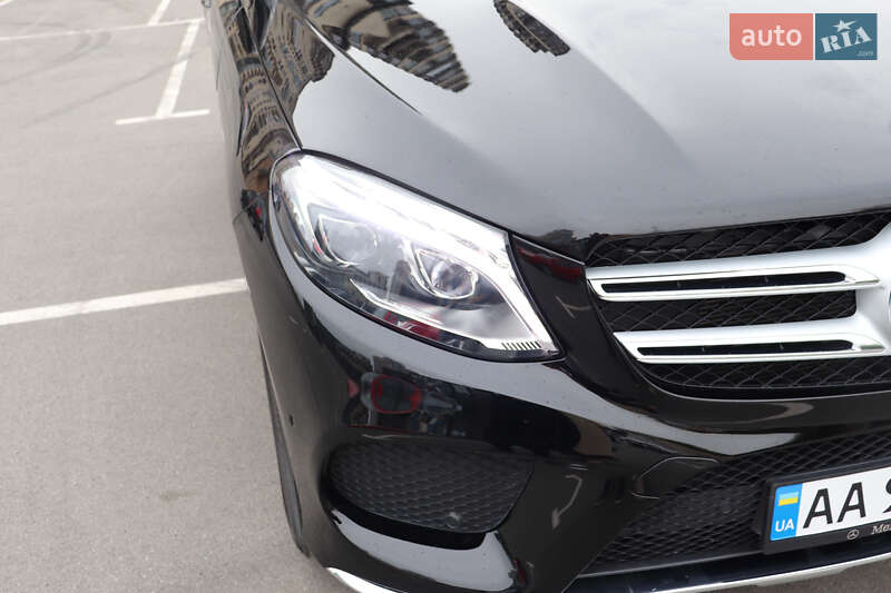 Внедорожник / Кроссовер Mercedes-Benz GLE-Class 2016 в Киеве