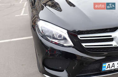Внедорожник / Кроссовер Mercedes-Benz GLE-Class 2016 в 