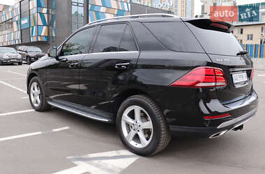Внедорожник / Кроссовер Mercedes-Benz GLE-Class 2016 в 