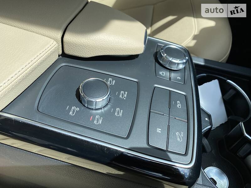 Позашляховик / Кросовер Mercedes-Benz GLE-Class 2016 в Києві