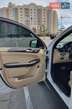 Внедорожник / Кроссовер Mercedes-Benz GLE-Class 2017 в 