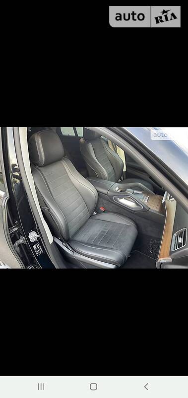 Внедорожник / Кроссовер Mercedes-Benz GLE-Class 2019 в Иршаве