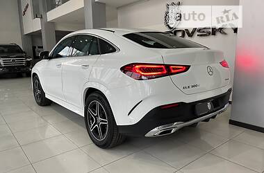Позашляховик / Кросовер Mercedes-Benz GLE-Class 2022 в 