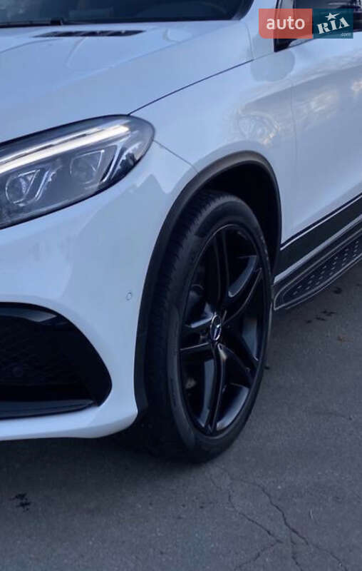 Позашляховик / Кросовер Mercedes-Benz GLE-Class 2017 в Львові