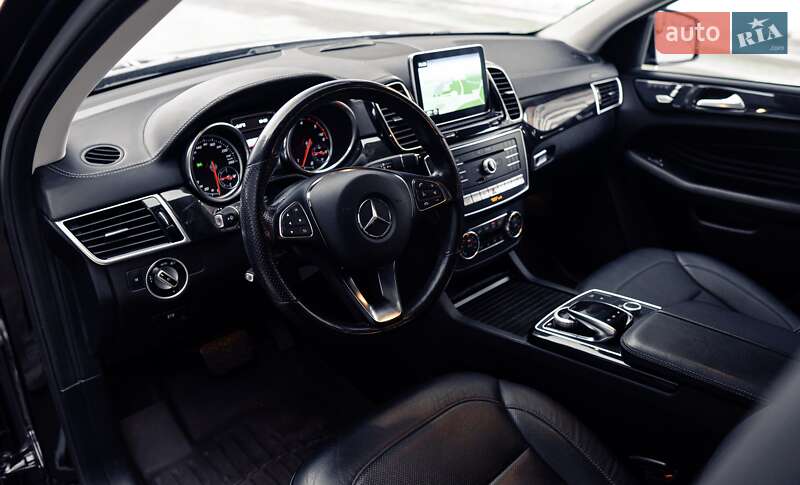 Внедорожник / Кроссовер Mercedes-Benz GLE-Class 2015 в Киеве
