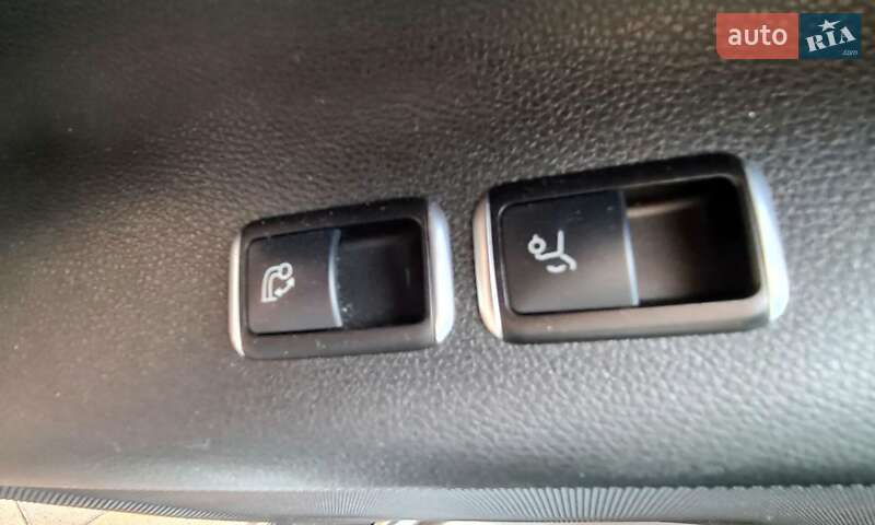 Внедорожник / Кроссовер Mercedes-Benz GLE-Class 2015 в Тернополе