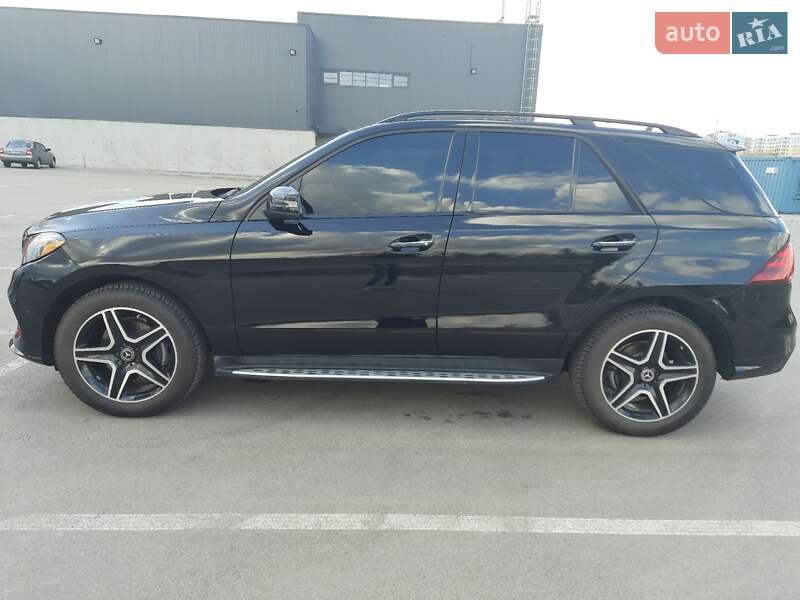 Внедорожник / Кроссовер Mercedes-Benz GLE-Class 2017 в Киеве