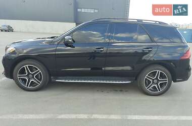 Внедорожник / Кроссовер Mercedes-Benz GLE-Class 2017 в Киеве