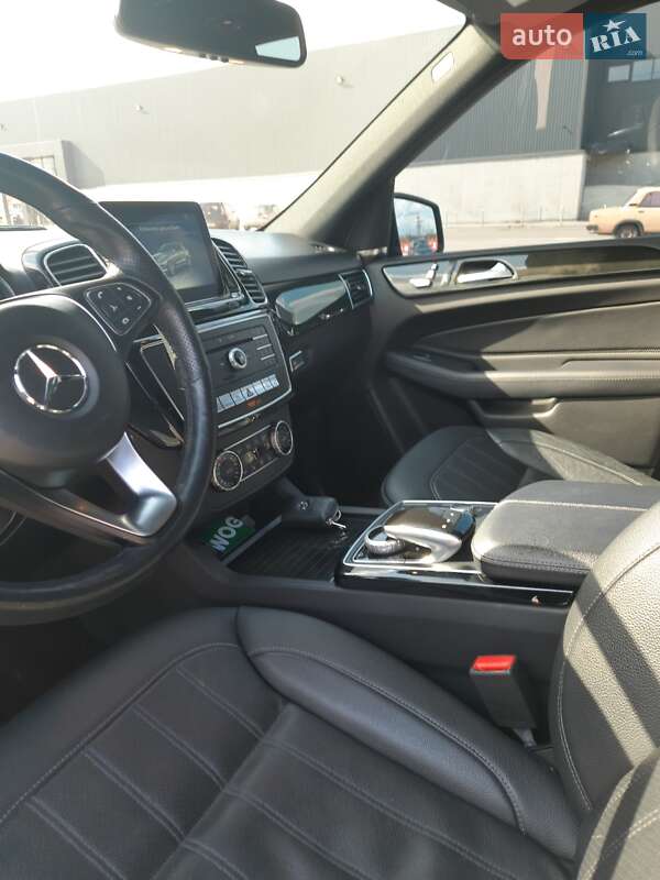 Внедорожник / Кроссовер Mercedes-Benz GLE-Class 2017 в Киеве