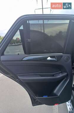 Внедорожник / Кроссовер Mercedes-Benz GLE-Class 2017 в 