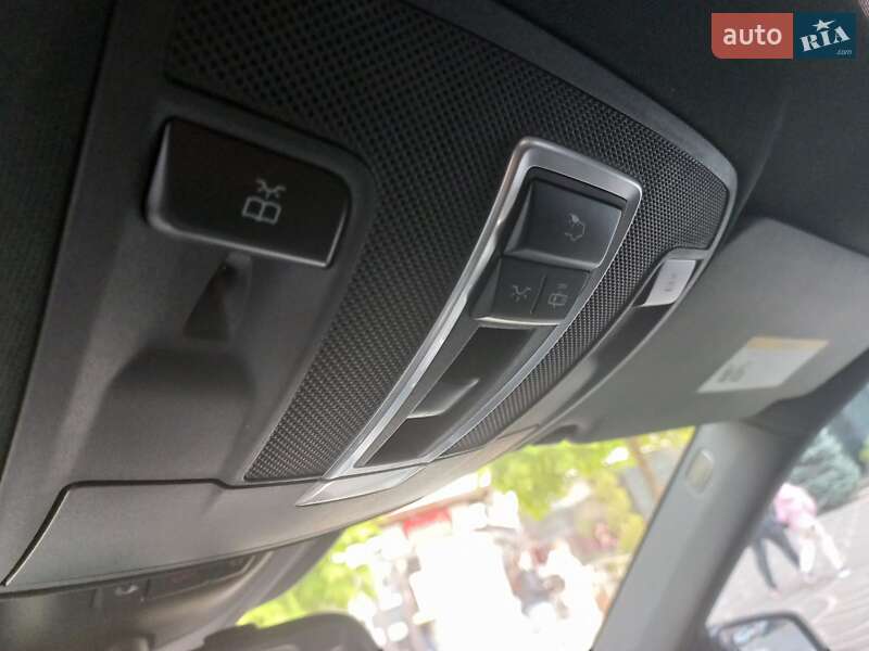 Внедорожник / Кроссовер Mercedes-Benz GLE-Class 2017 в Киеве