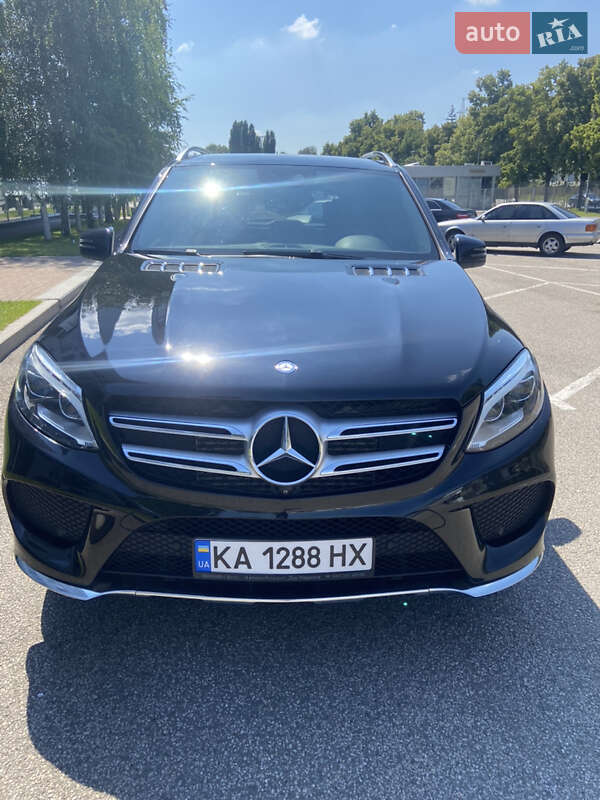 Позашляховик / Кросовер Mercedes-Benz GLE-Class 2015 в Києві