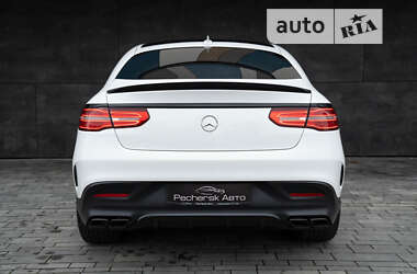 Внедорожник / Кроссовер Mercedes-Benz GLE-Class 2016 в 