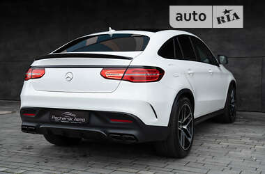 Внедорожник / Кроссовер Mercedes-Benz GLE-Class 2016 в 
