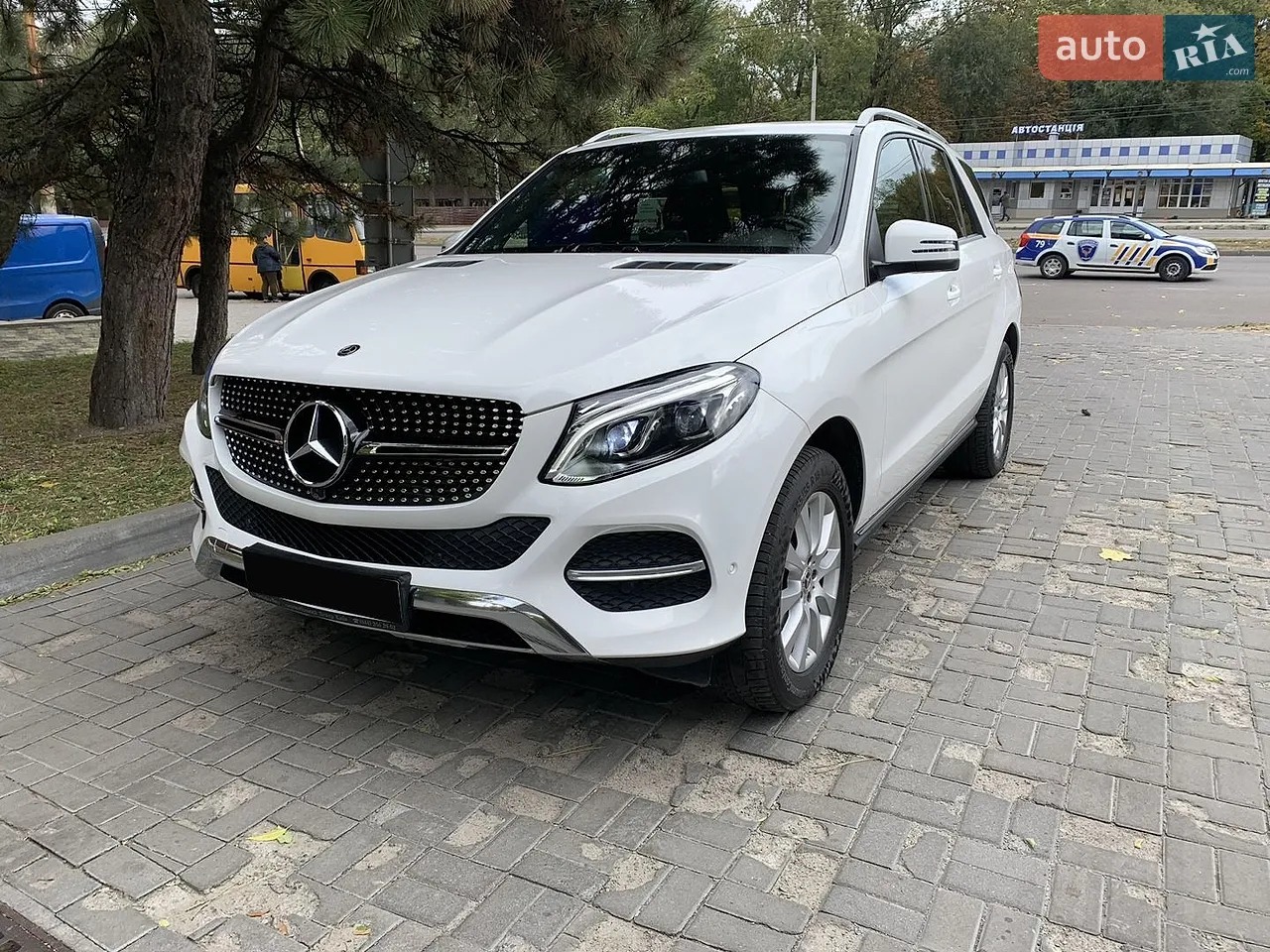 2017 Mercedes-Benz GLE - мініатюра 23