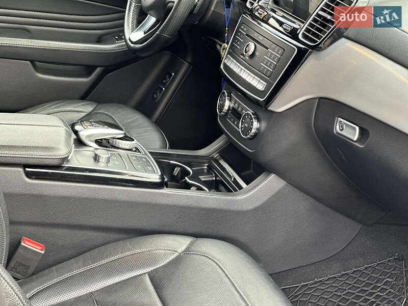 Внедорожник / Кроссовер Mercedes-Benz GLE-Class 2018 в Иршаве