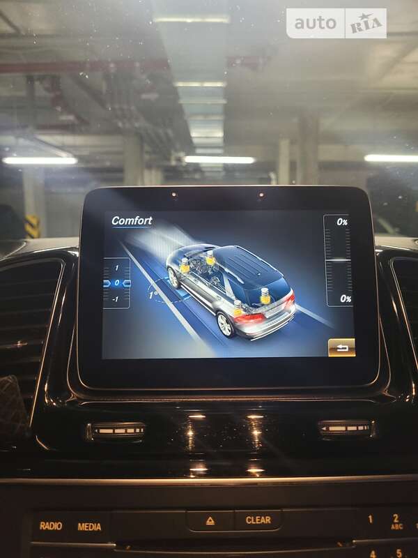 Позашляховик / Кросовер Mercedes-Benz GLE-Class 2017 в Києві фото 50 Позашляховик / Кросовер Mercedes-Benz GLE-Class 2017 в Києві