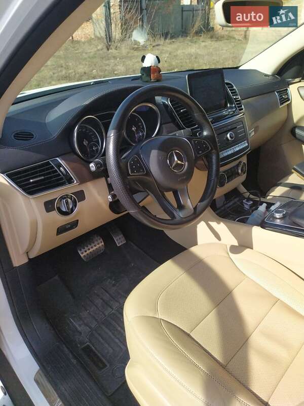 Внедорожник / Кроссовер Mercedes-Benz GLE-Class 2016 в Высоком