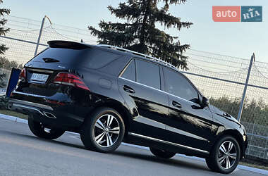 Внедорожник / Кроссовер Mercedes-Benz GLE-Class 2016 в 