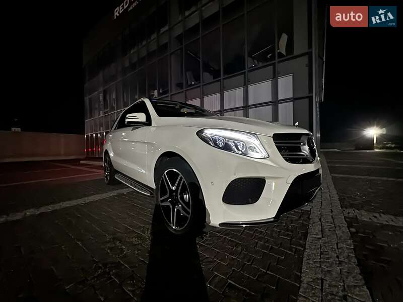 Внедорожник / Кроссовер Mercedes-Benz GLE-Class 2015 в Хусте