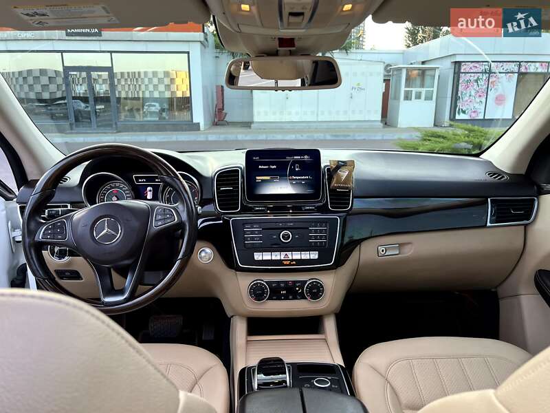 Позашляховик / Кросовер Mercedes-Benz GLE-Class 2018 в Одесі фото 23 Позашляховик / Кросовер Mercedes-Benz GLE-Class 2018 в Одесі
