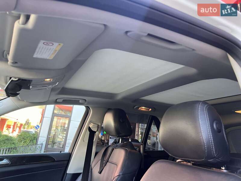 Внедорожник / Кроссовер Mercedes-Benz GLE-Class 2016 в Львове