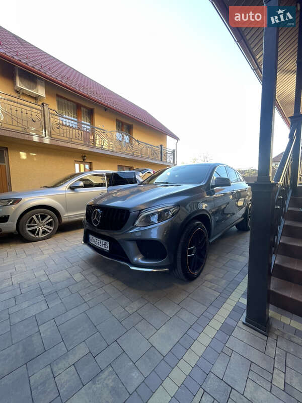 Внедорожник / Кроссовер Mercedes-Benz GLE-Class 2018 в Иршаве