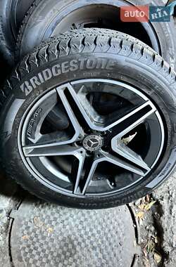 Позашляховик / Кросовер Mercedes-Benz GLE-Class 2019 в 