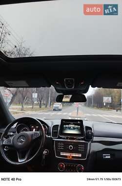 Внедорожник / Кроссовер Mercedes-Benz GLE-Class 2017 в 