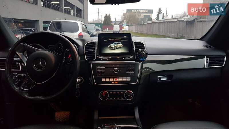 Внедорожник / Кроссовер Mercedes-Benz GLE-Class 2017 в Львове фото 5 Внедорожник / Кроссовер Mercedes-Benz GLE-Class 2017 в Львове