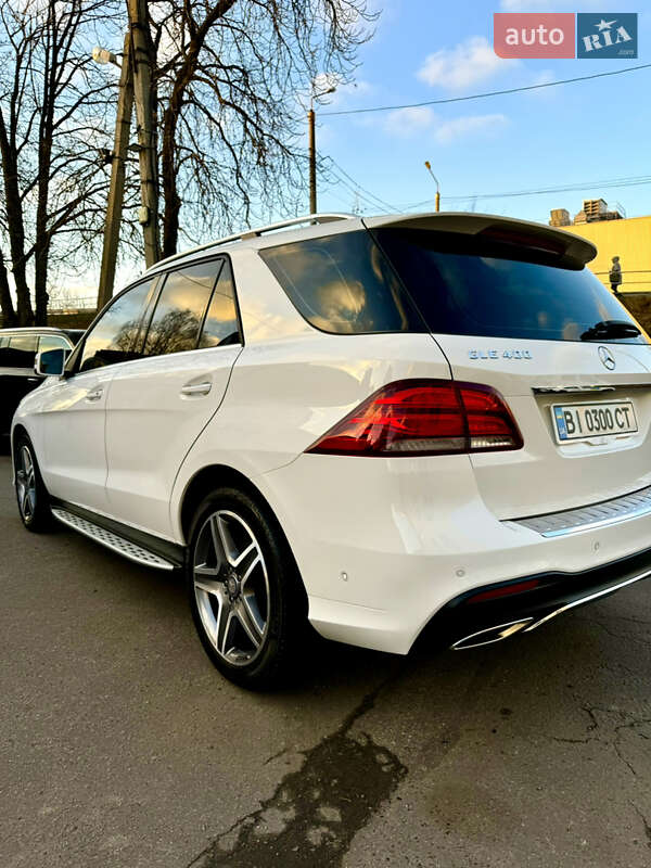 Внедорожник / Кроссовер Mercedes-Benz GLE-Class 2015 в Полтаве